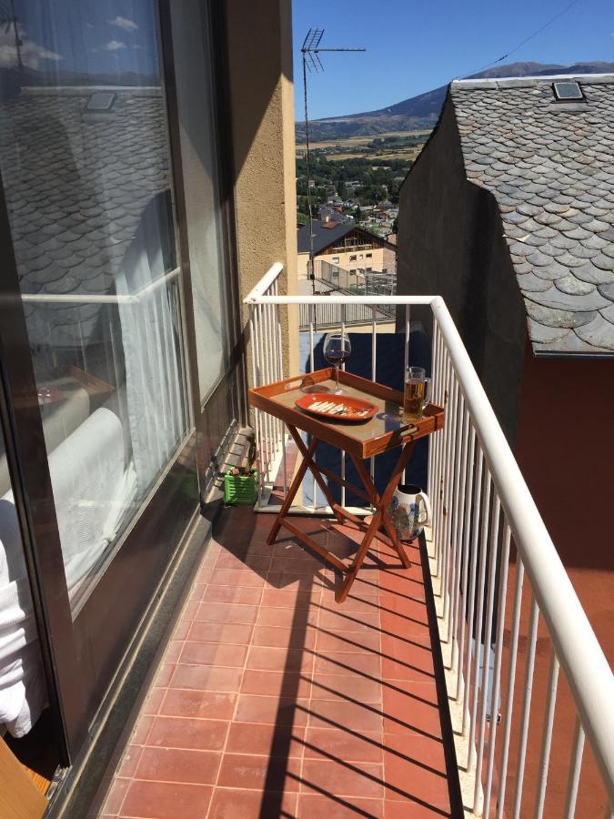 Apartamento En Puigcerda Luaran gambar