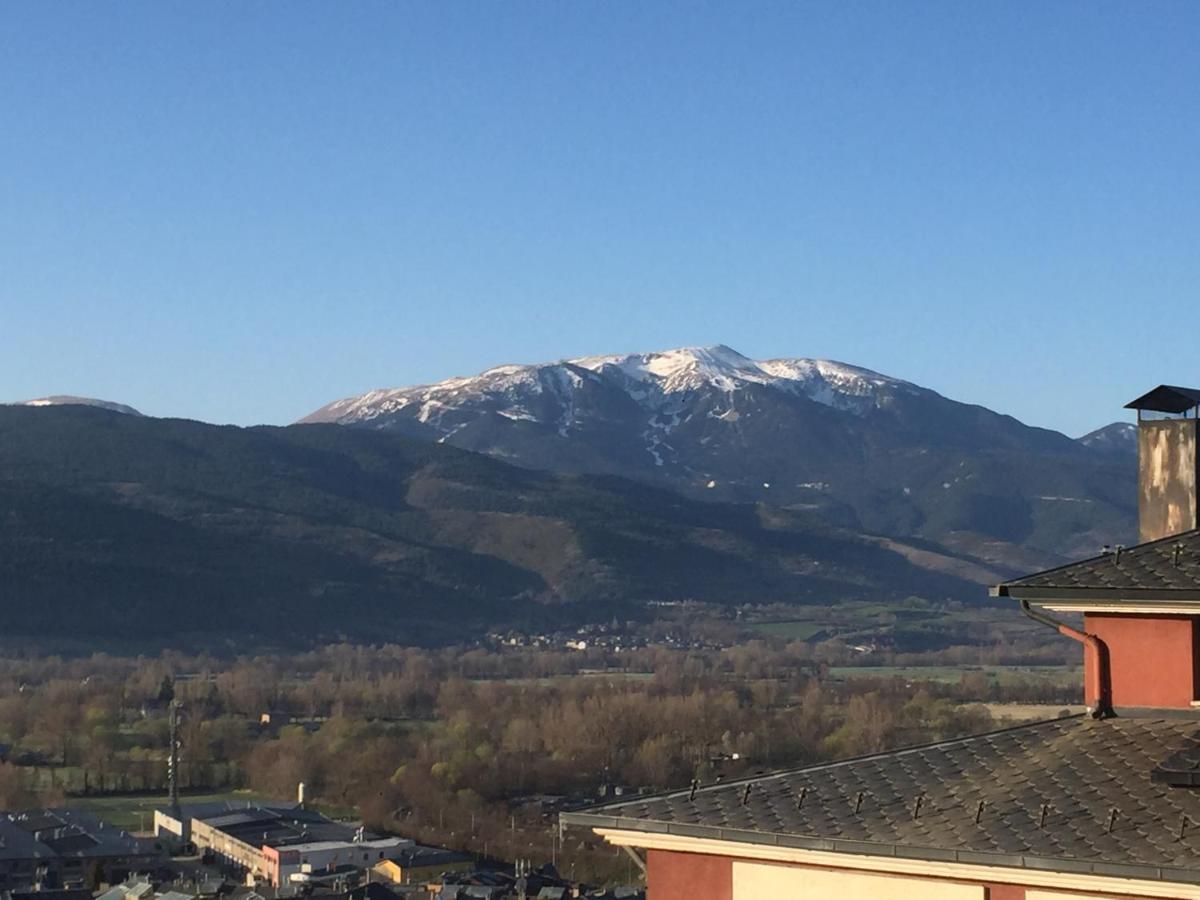 Apartamento En Puigcerda Luaran gambar
